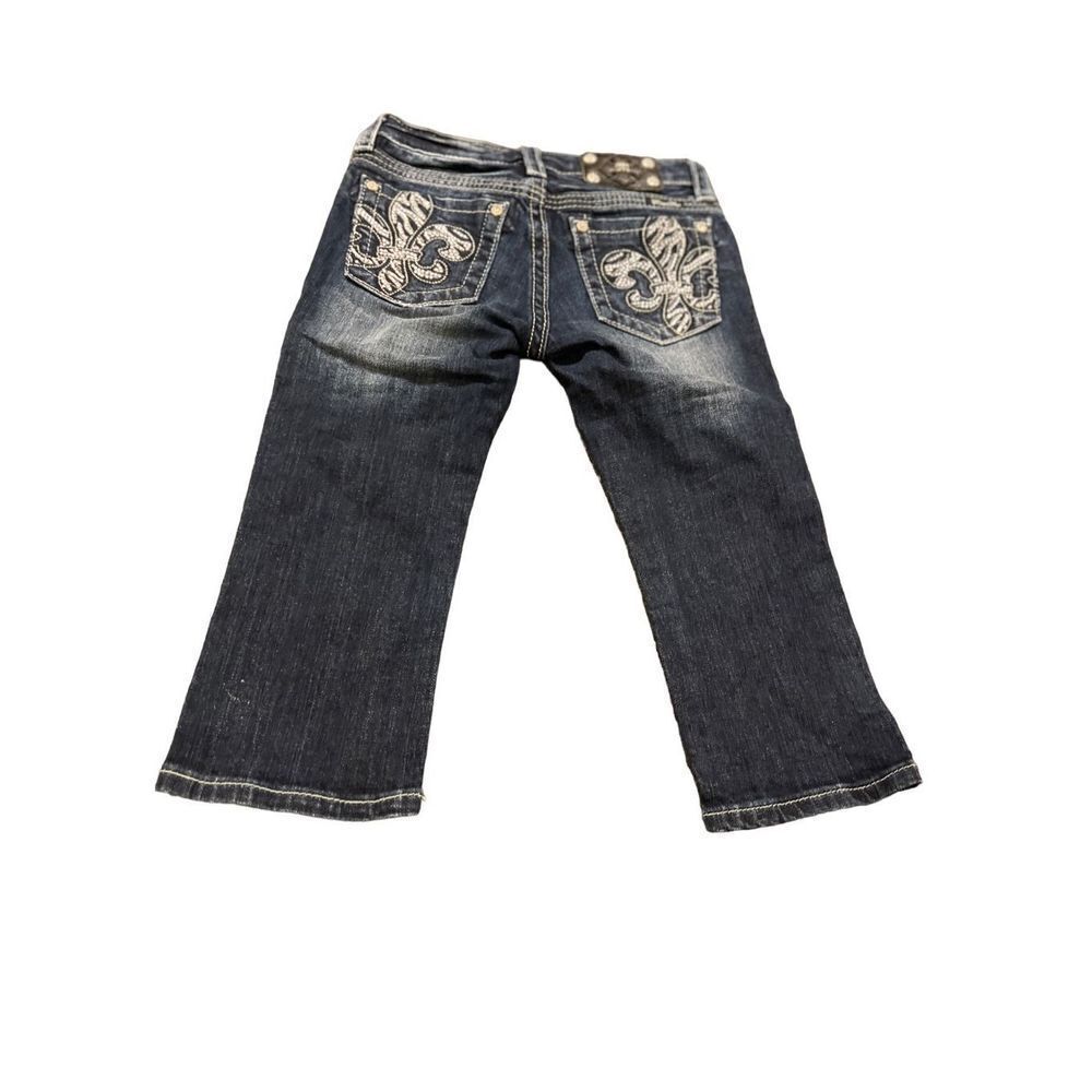 MISS ME Rhinestones embroidered capri jeans